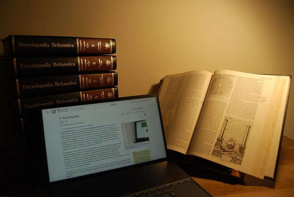 Ensiklopedia Digital untuk Semua Usia